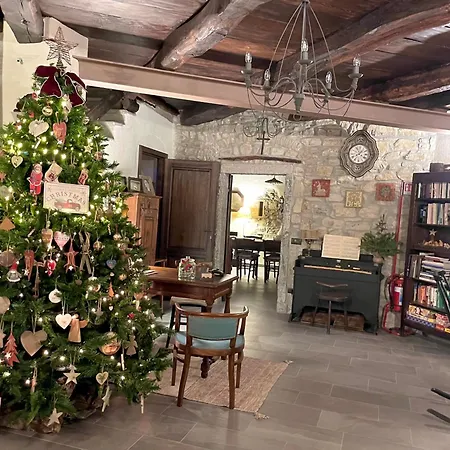 Il Castellaccio - Bed & Breakfast *